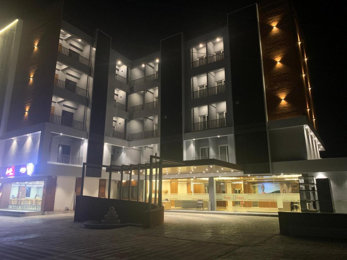 Comfort Inn , Statue Of Unity Kevadia Zewnętrze zdjęcie